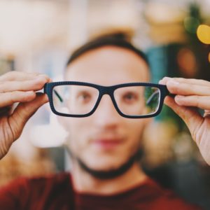 sensibilitate la lumină, cataractă simptome, afecțiune oftalmologică,